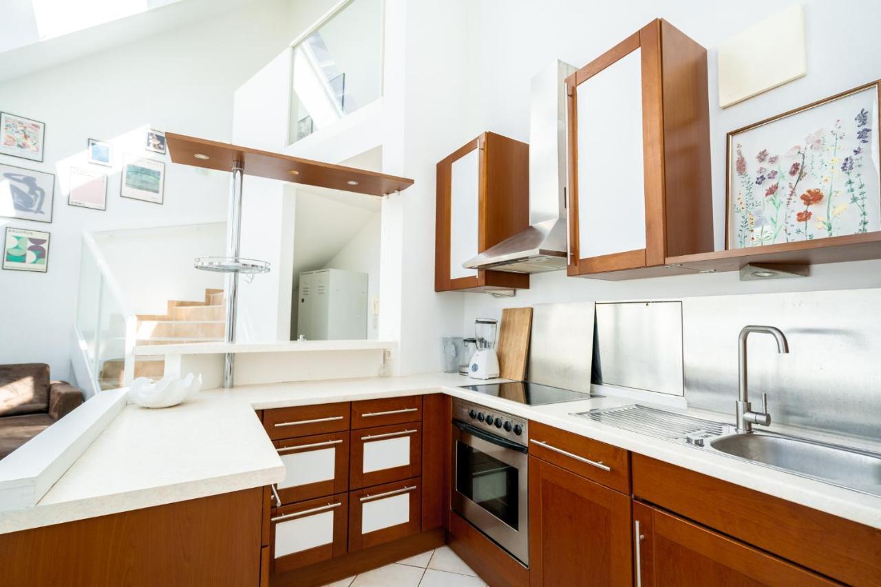Unique Maisonette Apartment Gasometer 12Th Floor เวียนนา ภายนอก รูปภาพ