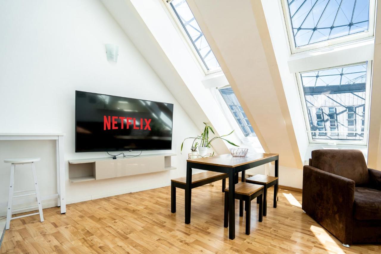 Unique Maisonette Apartment Gasometer 12Th Floor เวียนนา ภายนอก รูปภาพ